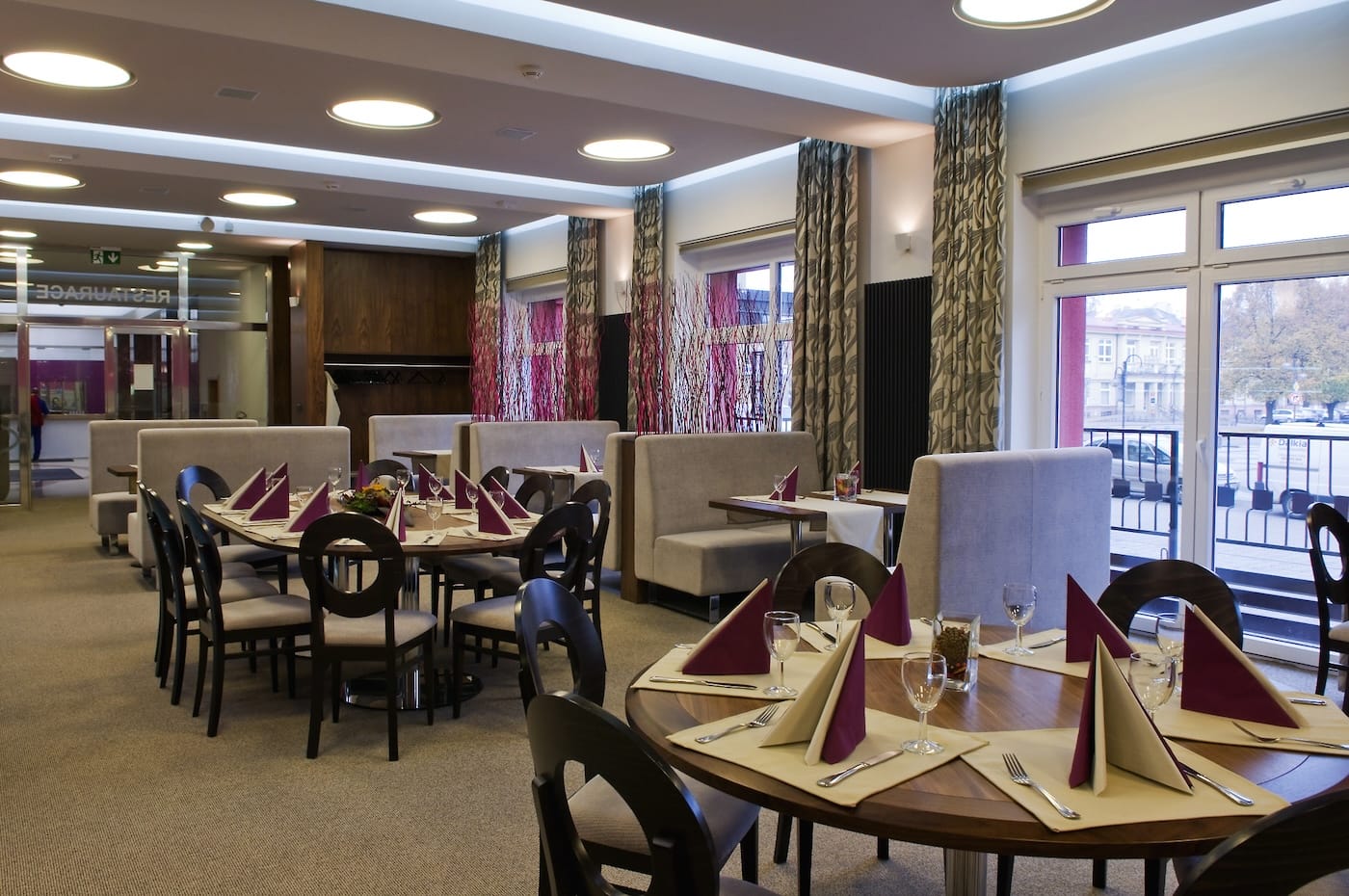 Interiér restaurace Akord